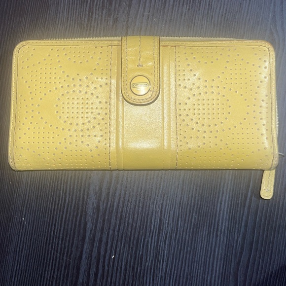 Coach embroidered Long wallet - Picture 11 of 14